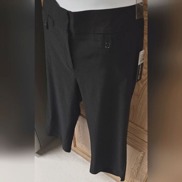 SOHO APPAREL LTD NEW YORK Plus size Women's Low Rise Black Cropped Slacks S: 16 - Picture 3 of 16